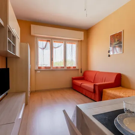 Guesthost - Appartement Viareggio