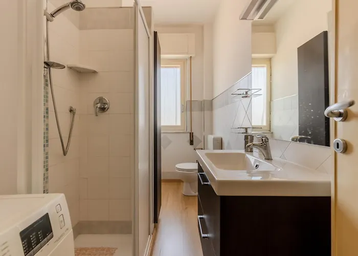 Guesthost - Appartement Viareggio